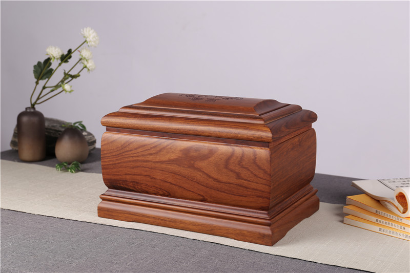 刺猬紫檀骨灰盒背面 刺猬紫檀骨灰盒背面